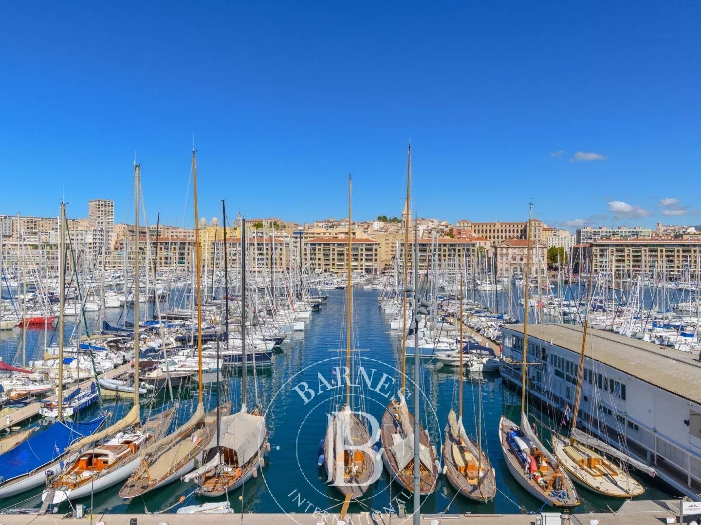 MARSEILLE-13007- PIED A TERRE DE LUXE - 147 m²- VUE SPECTACULAIRE VIEUX PORT