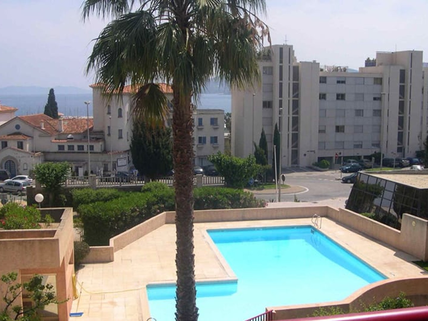 T3 - PARKING couvert - Belle VUE sur MER et proximité immédiate du coeur du Lavandou !