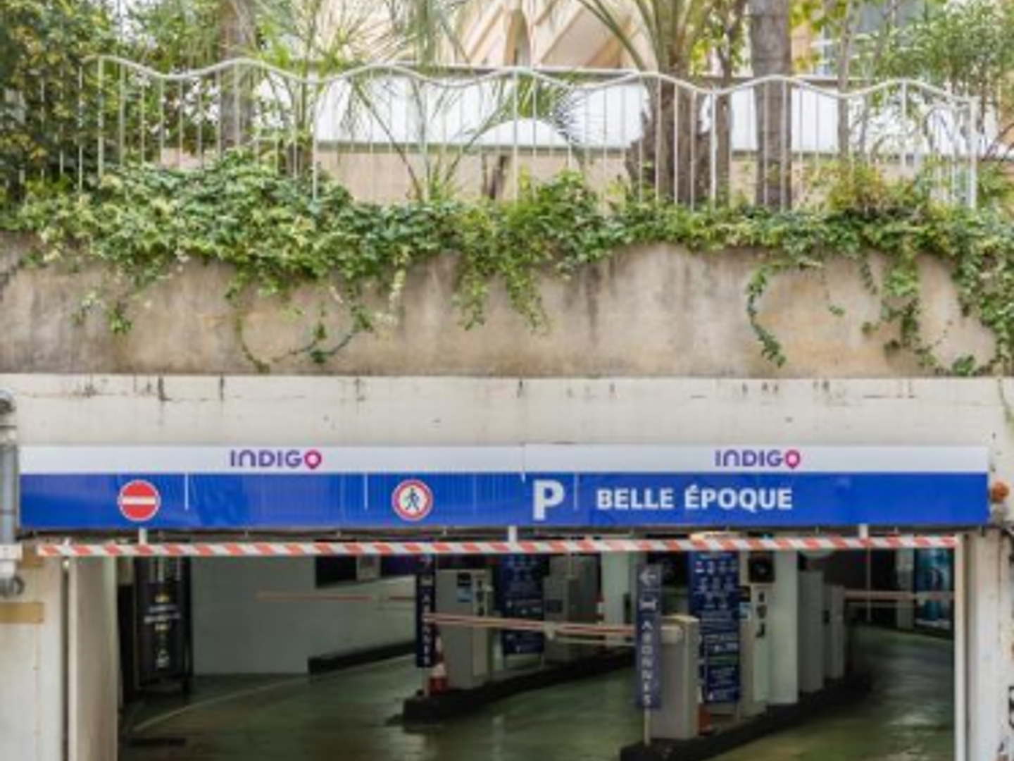 Parking / garage / box à vendre - Beausoleil (06240)