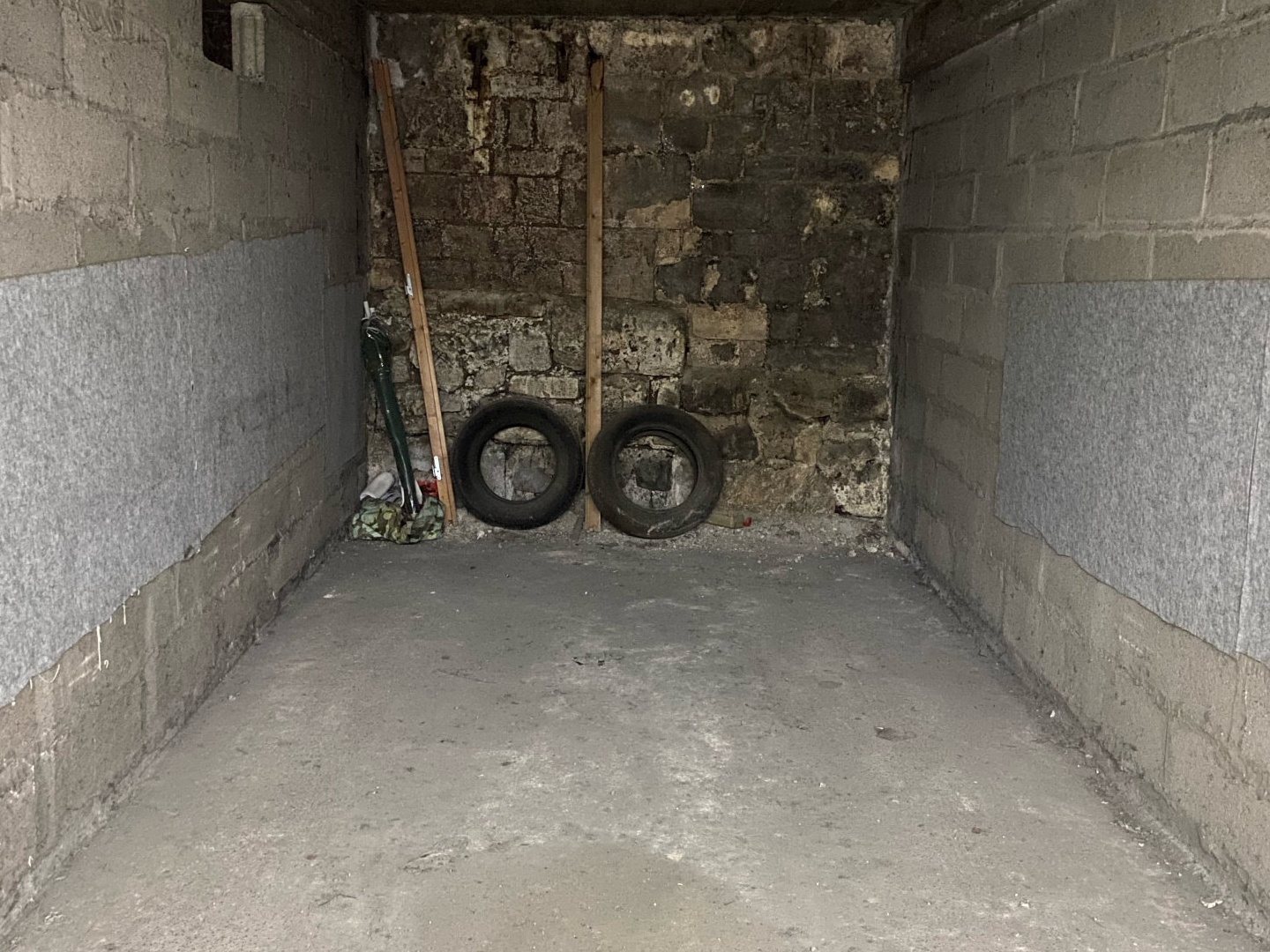 Parking / garage / box à vendre - 12m2 - Bordeaux (33800)