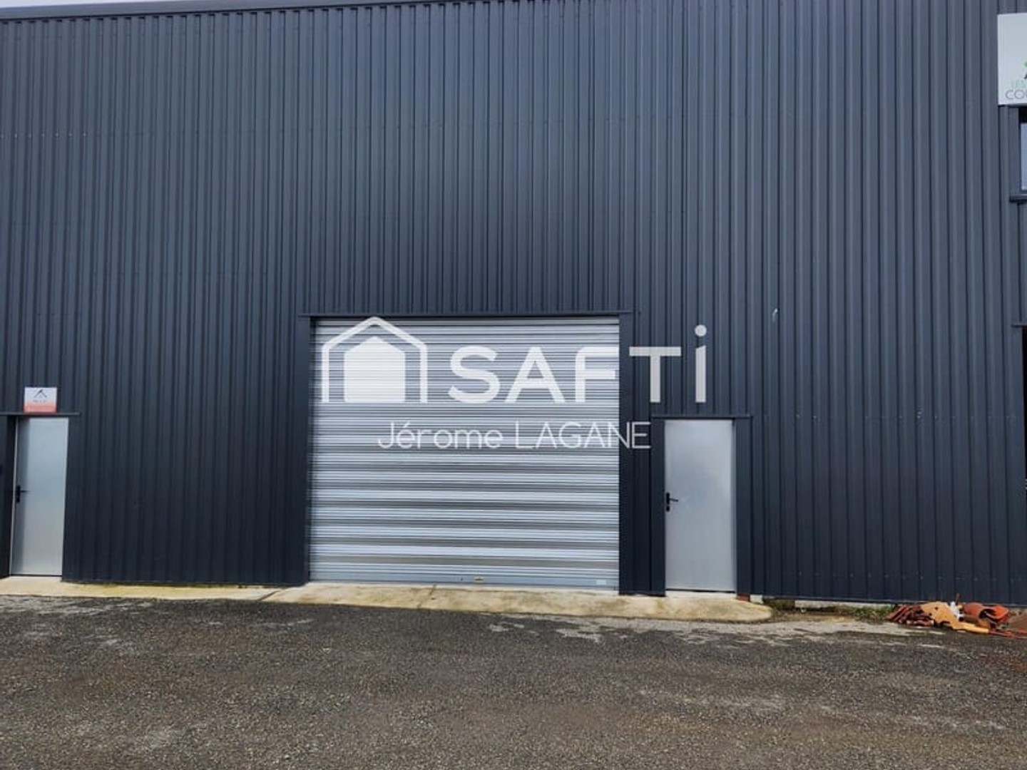 Bureaux 2 pièces 113 m²