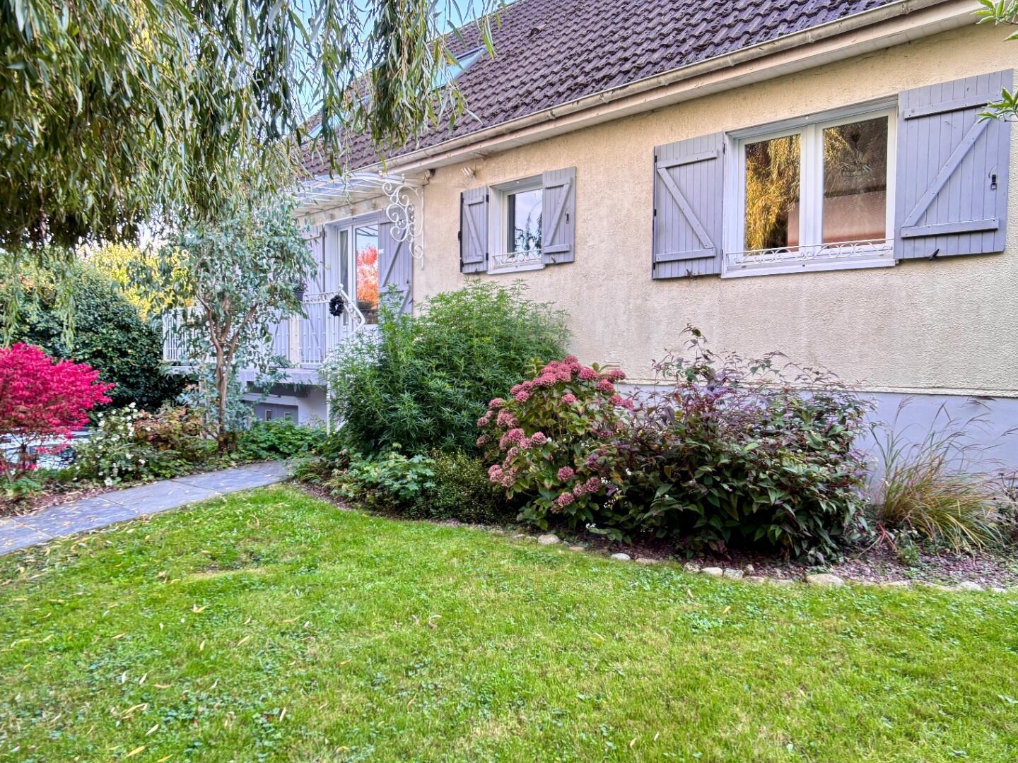 BELLE MAISON