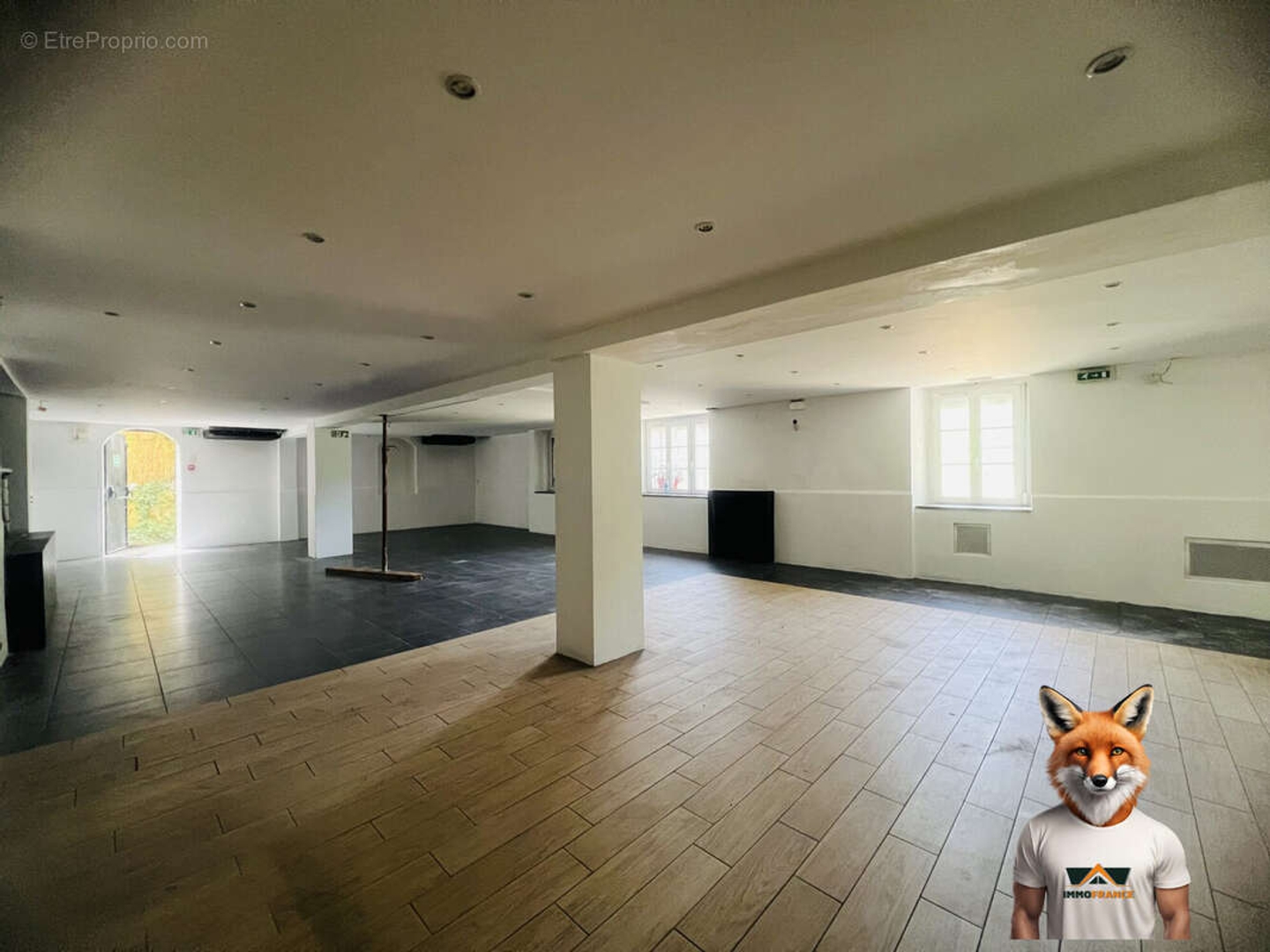 Magasin à vendre - 200m2 - Besançon (25000)