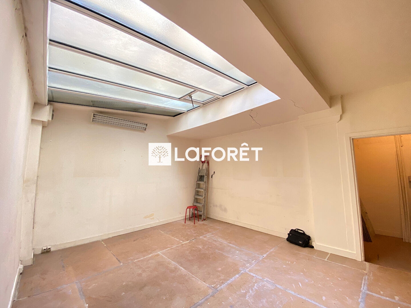 Bureaux à vendre - 1 pièce - 40m2 - Paris 11e (75011)