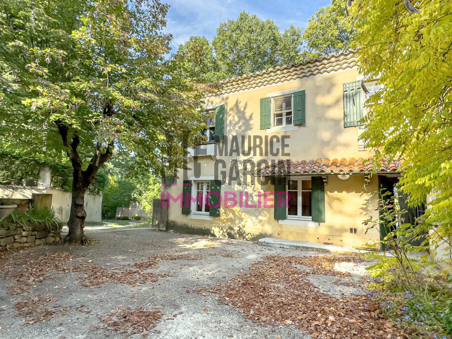 Maison à vendre - 7 pièces - 175m2 - Carpentras (84200)