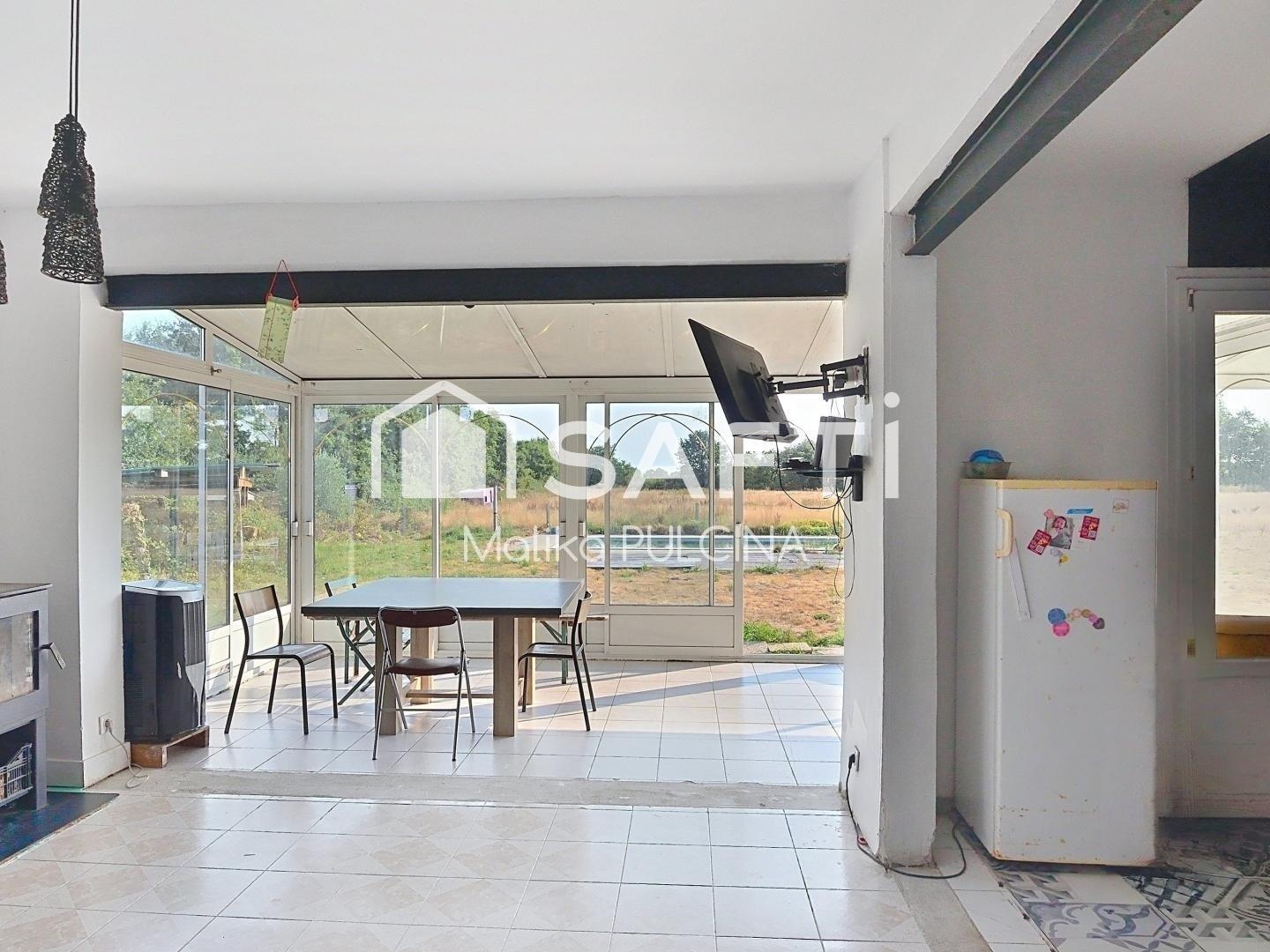 Maison à vendre - 5 pièces - 128m2 - Saint-Julien-Des-... (85150)