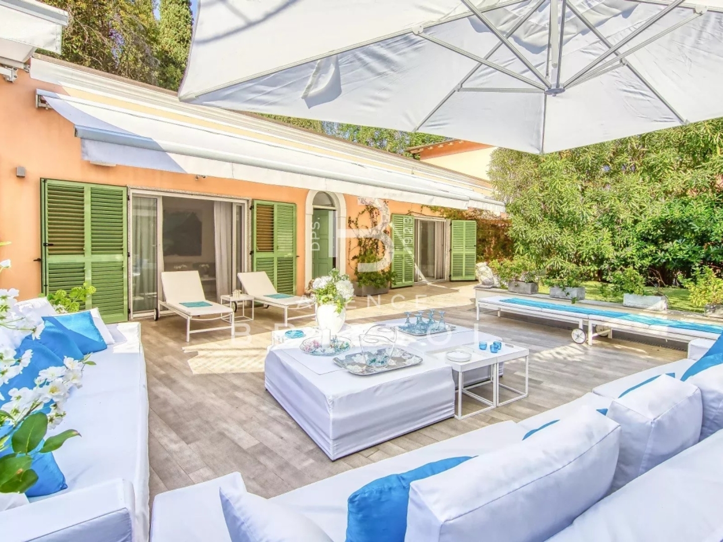 Appartement à Eze - Récemment Rénové - Piscine - Proche Mer