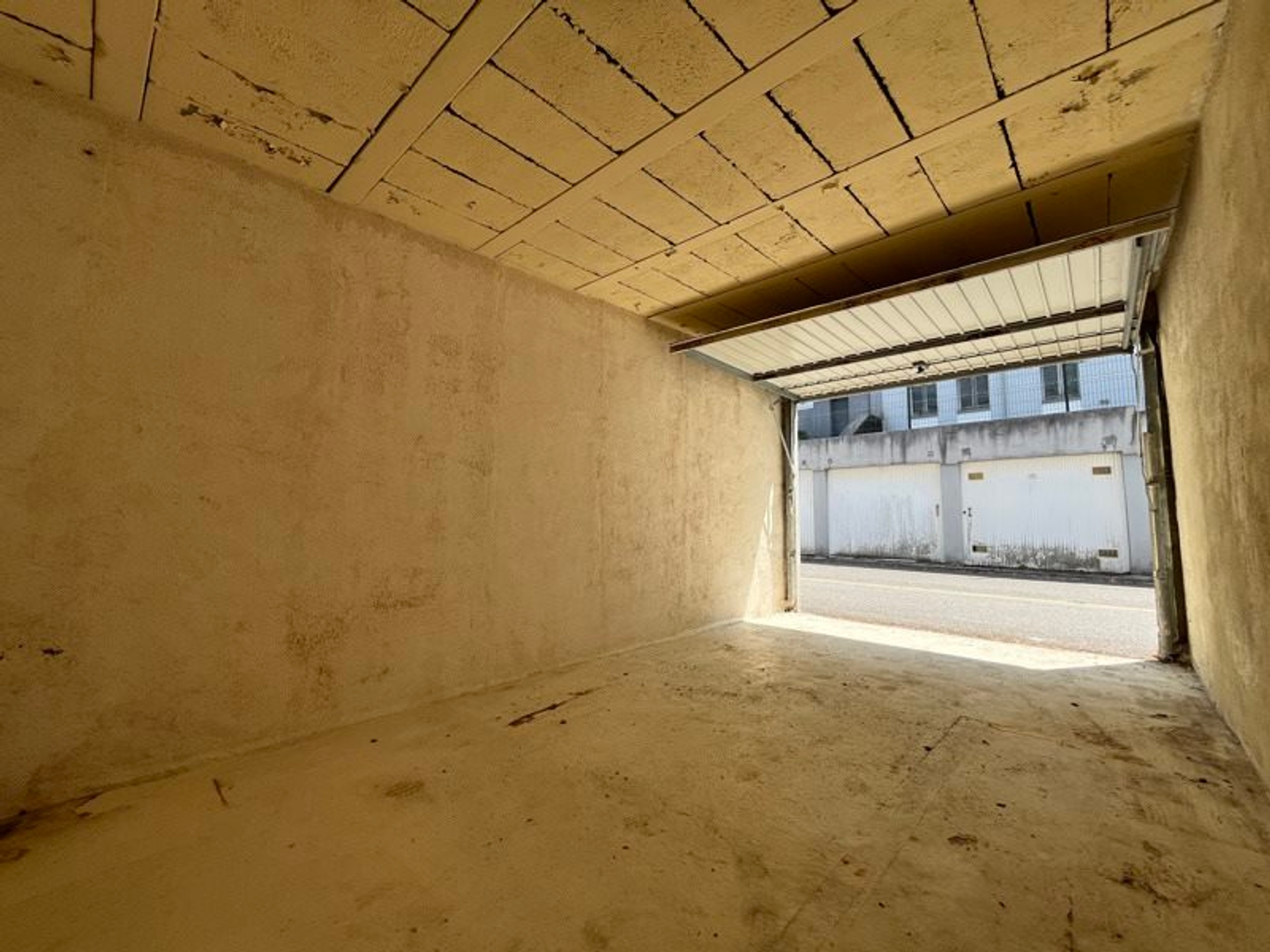 Parking / garage / box à vendre - 12m2 - Brest (29200)