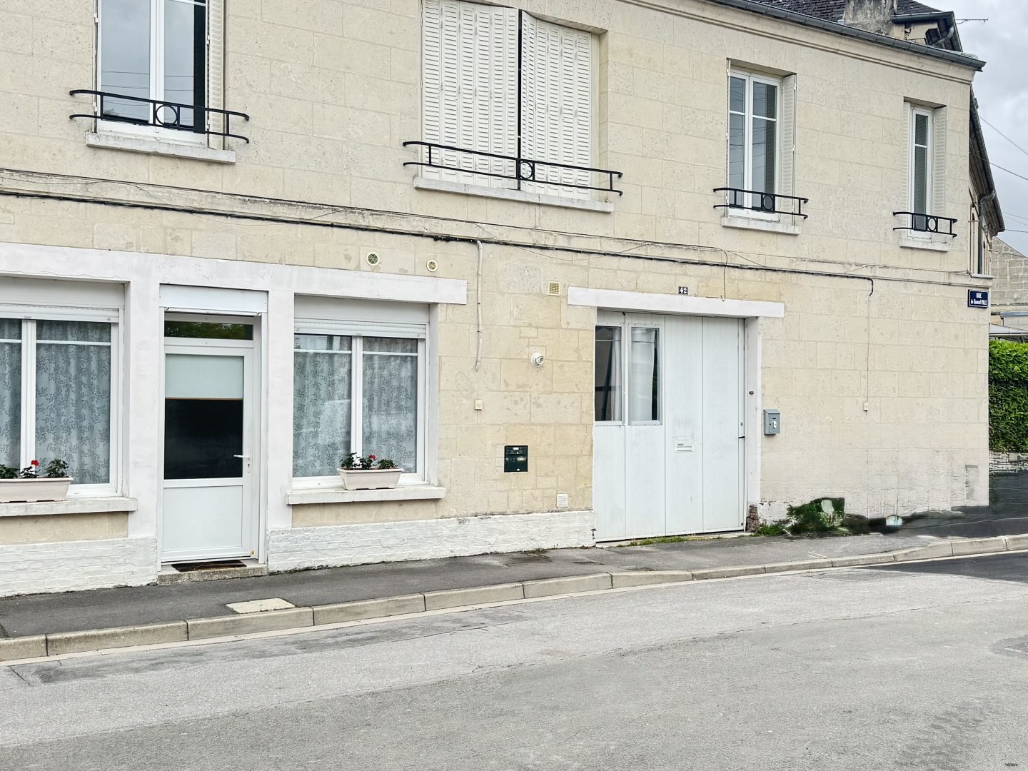 Immeuble proche centre de Soissons