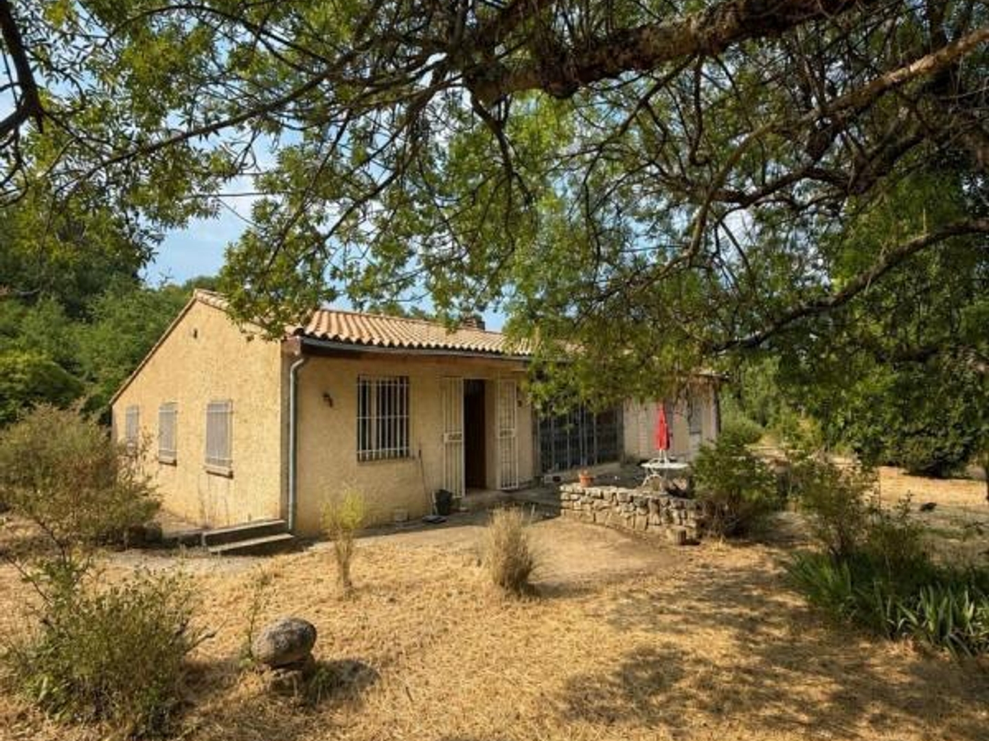 Maison à vendre - 7 pièces - 107m2 - Apt (84400)