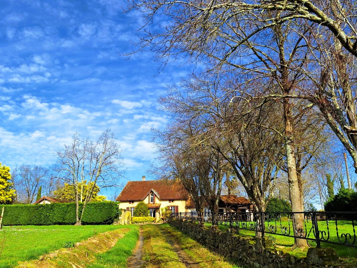 Maison 6 pièces 219 m²