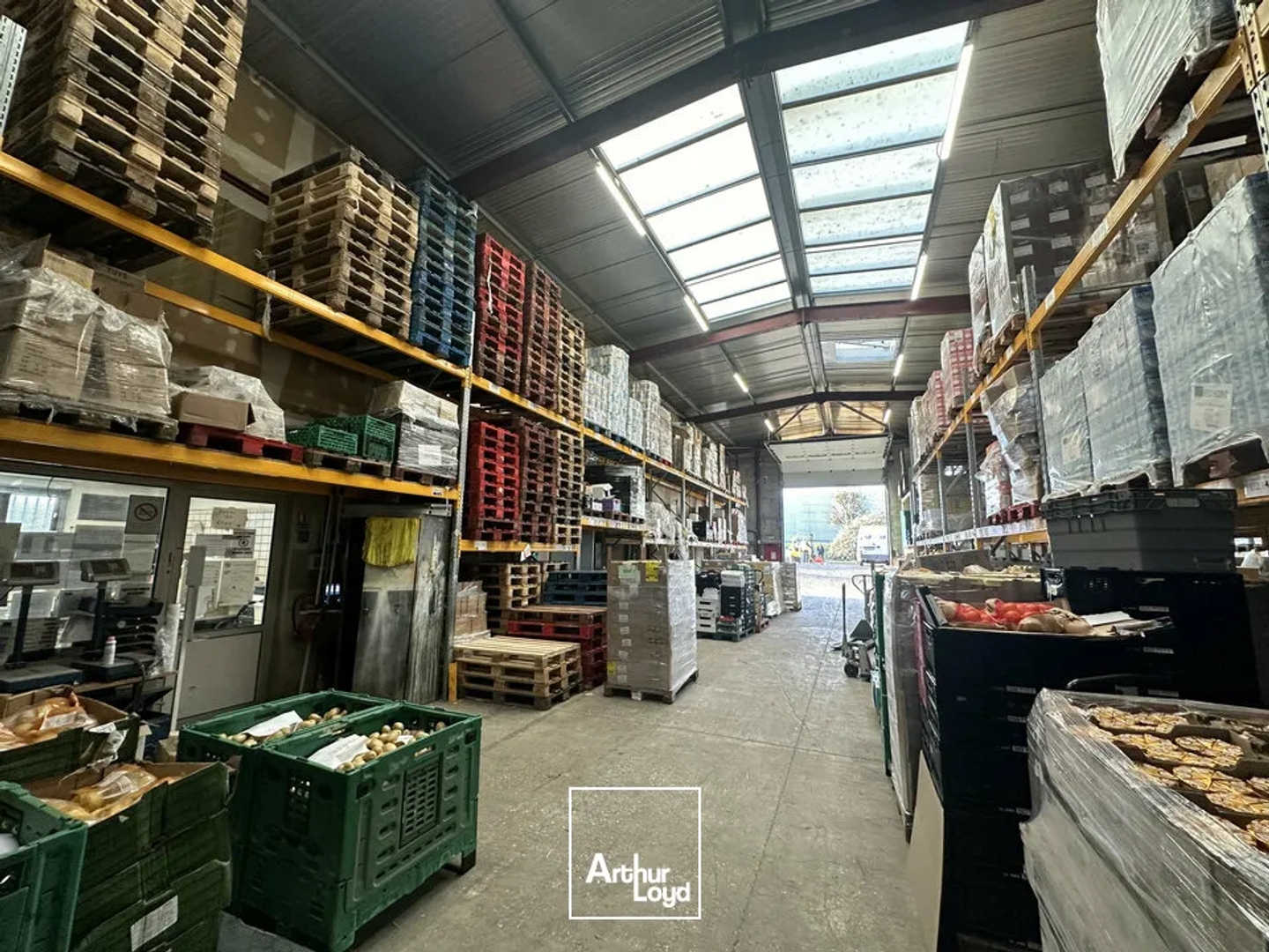 Locaux à vendre - 860m2 - Taissy (51500)