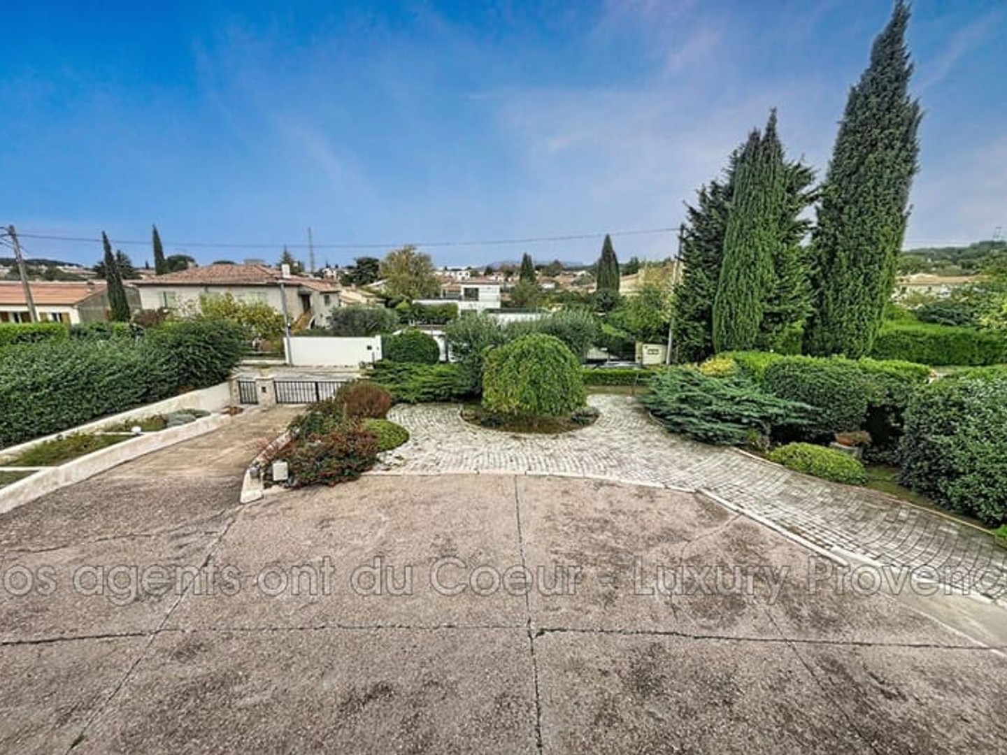 Terrain 410 m²