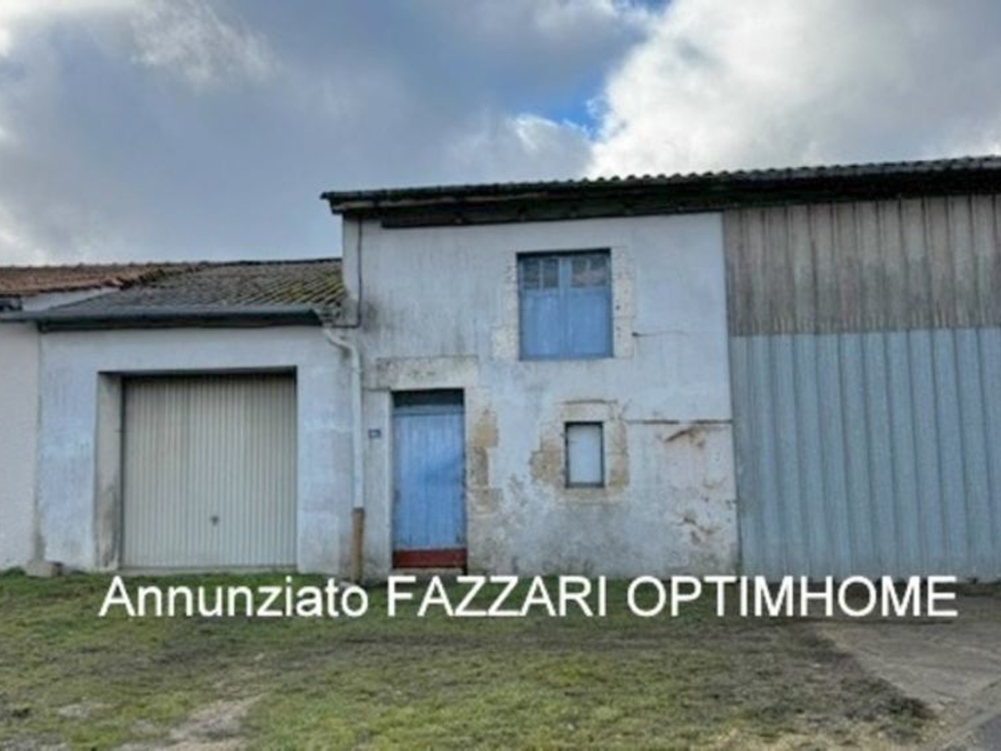 Locaux à vendre - 300m2 - Lion-Devant-Dun (55110)