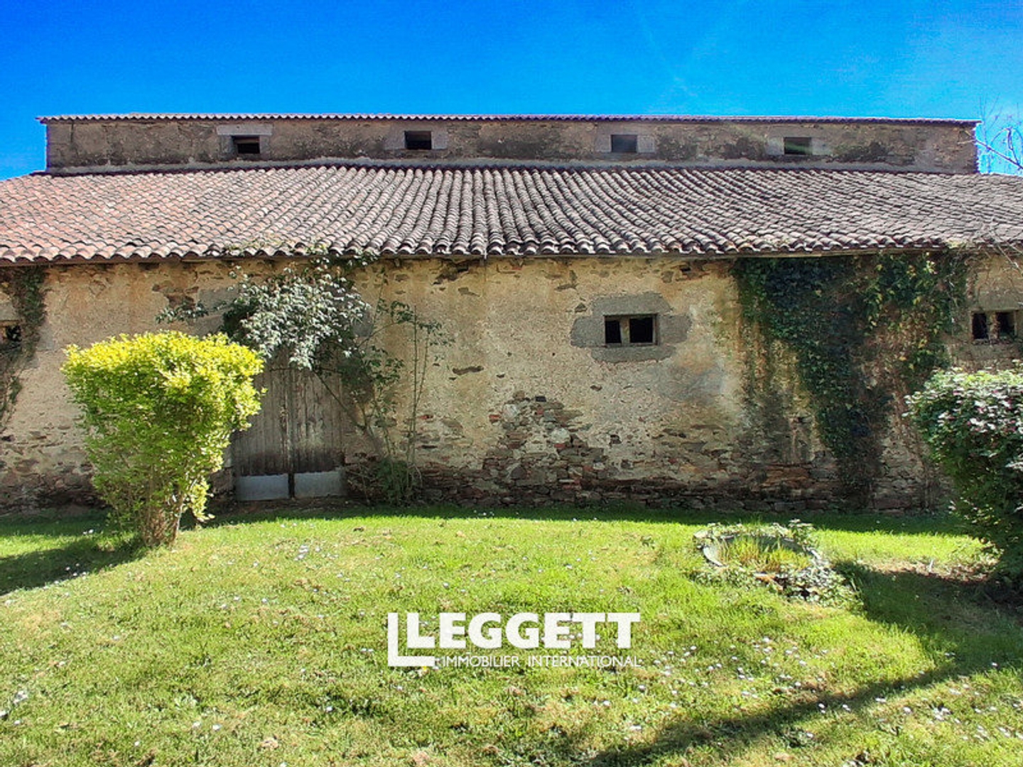 Appartement à vendre - 3 pièces - 135m2 - Antigny (85120)