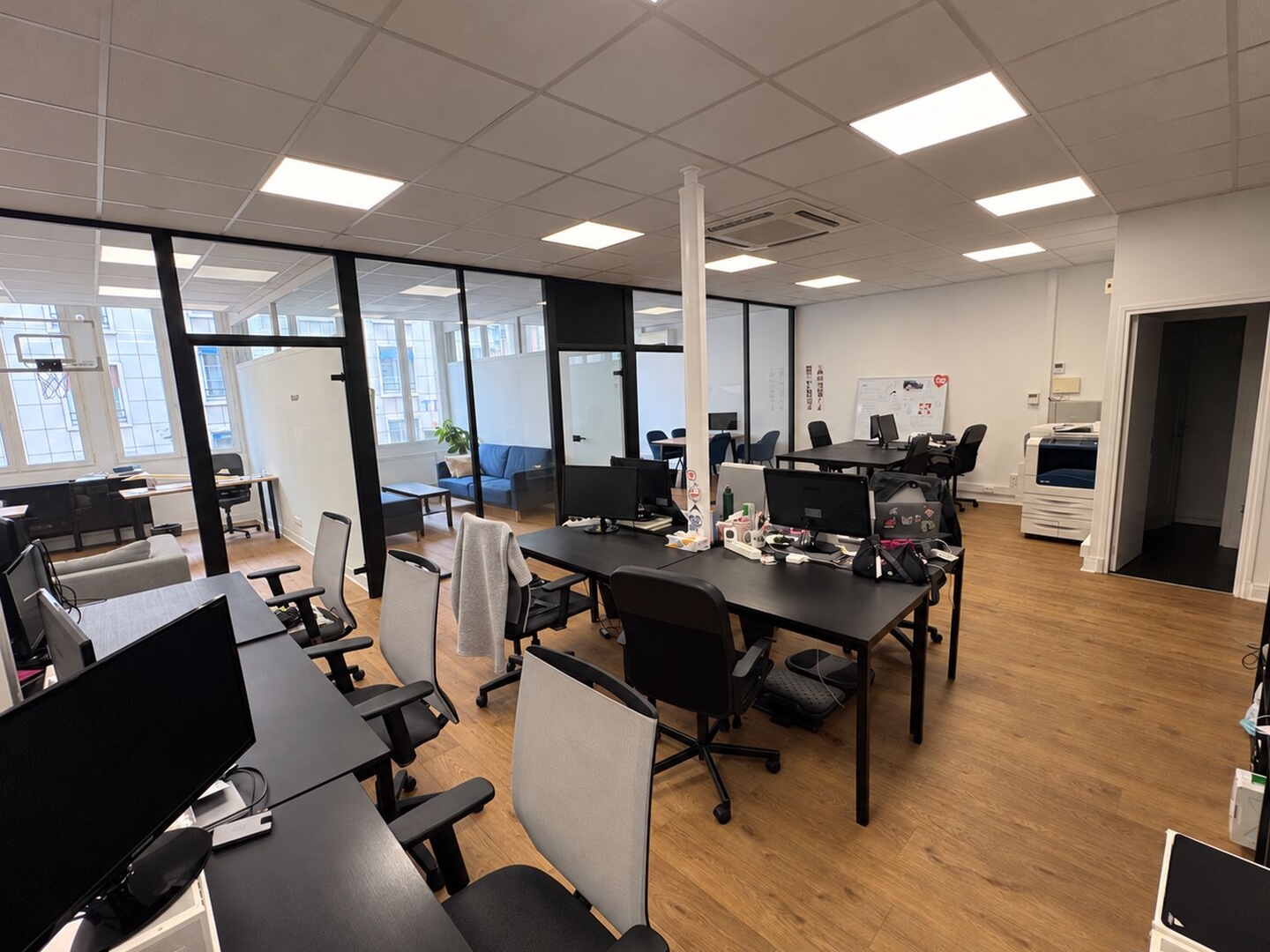 Local professionnel 189 m²