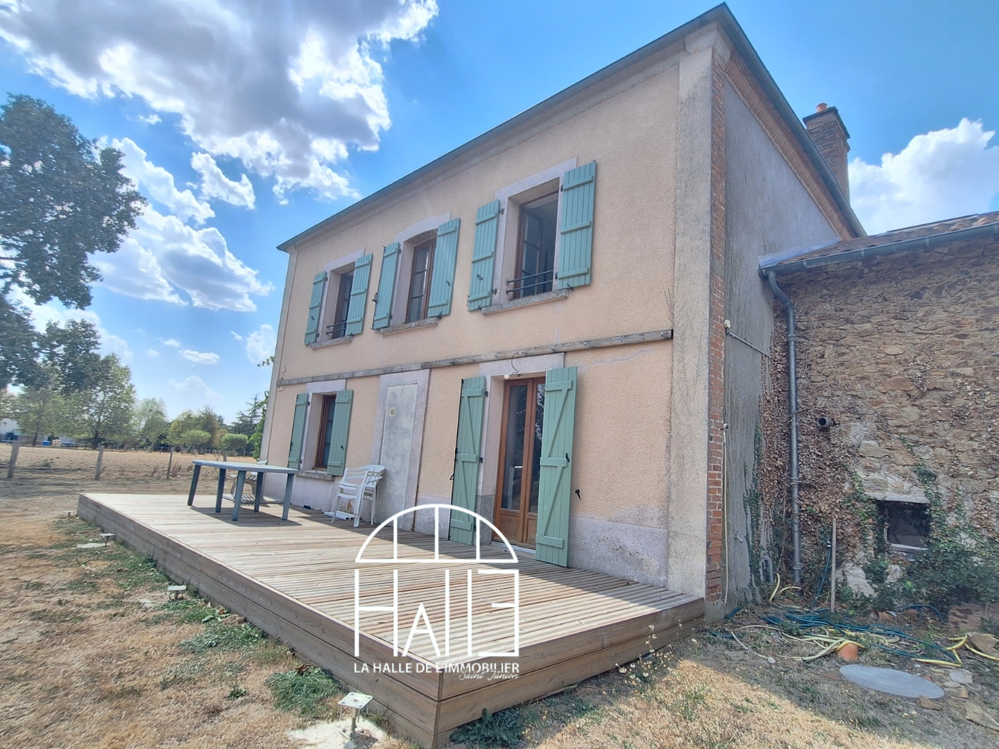Maison à vendre - 5 pièces - 164m2 - Saint-Ouen-Sur-Ga... (87300)