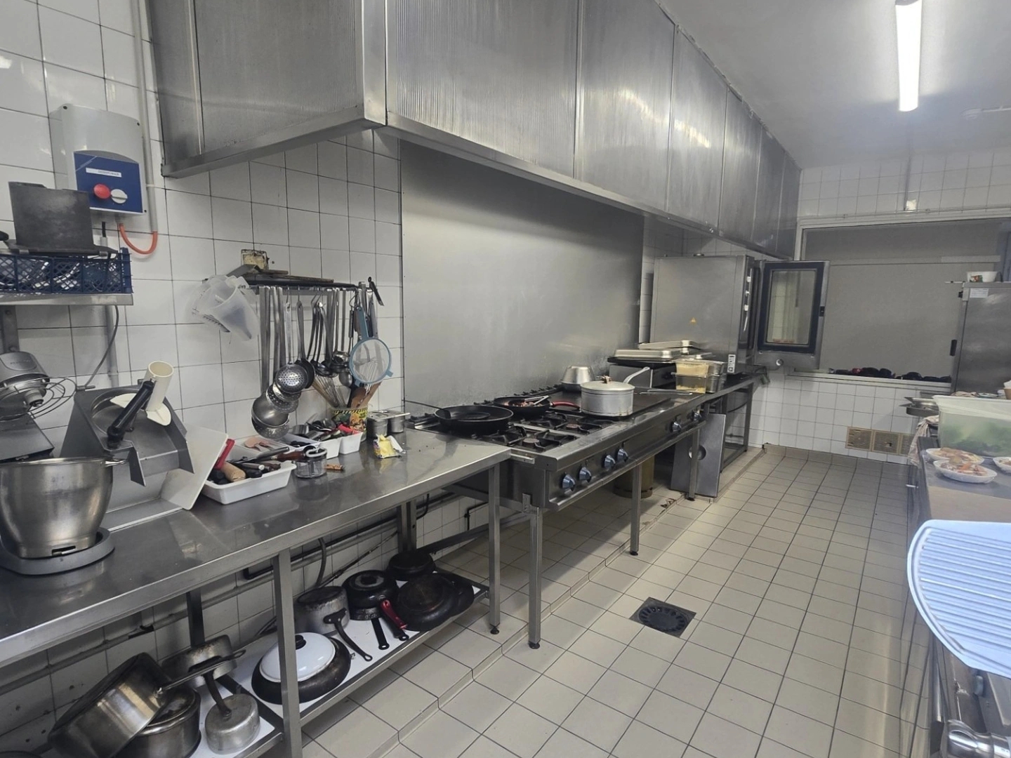 Magasin à vendre - 20 pièces - Challans (85300)