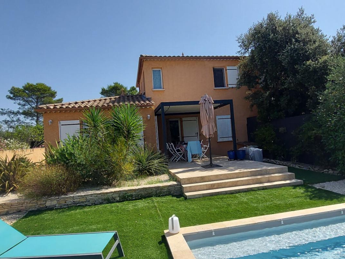 Maison à vendre - 4 pièces - 84m2 - Nîmes (30900)