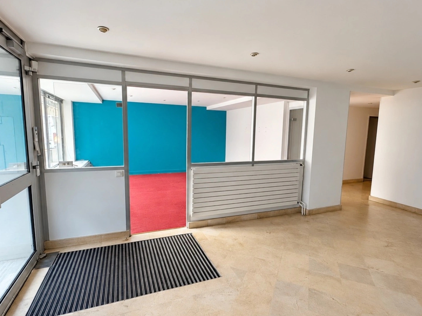 Magasin à vendre - 9 pièces - 237m2 - Paris 15e (75015)