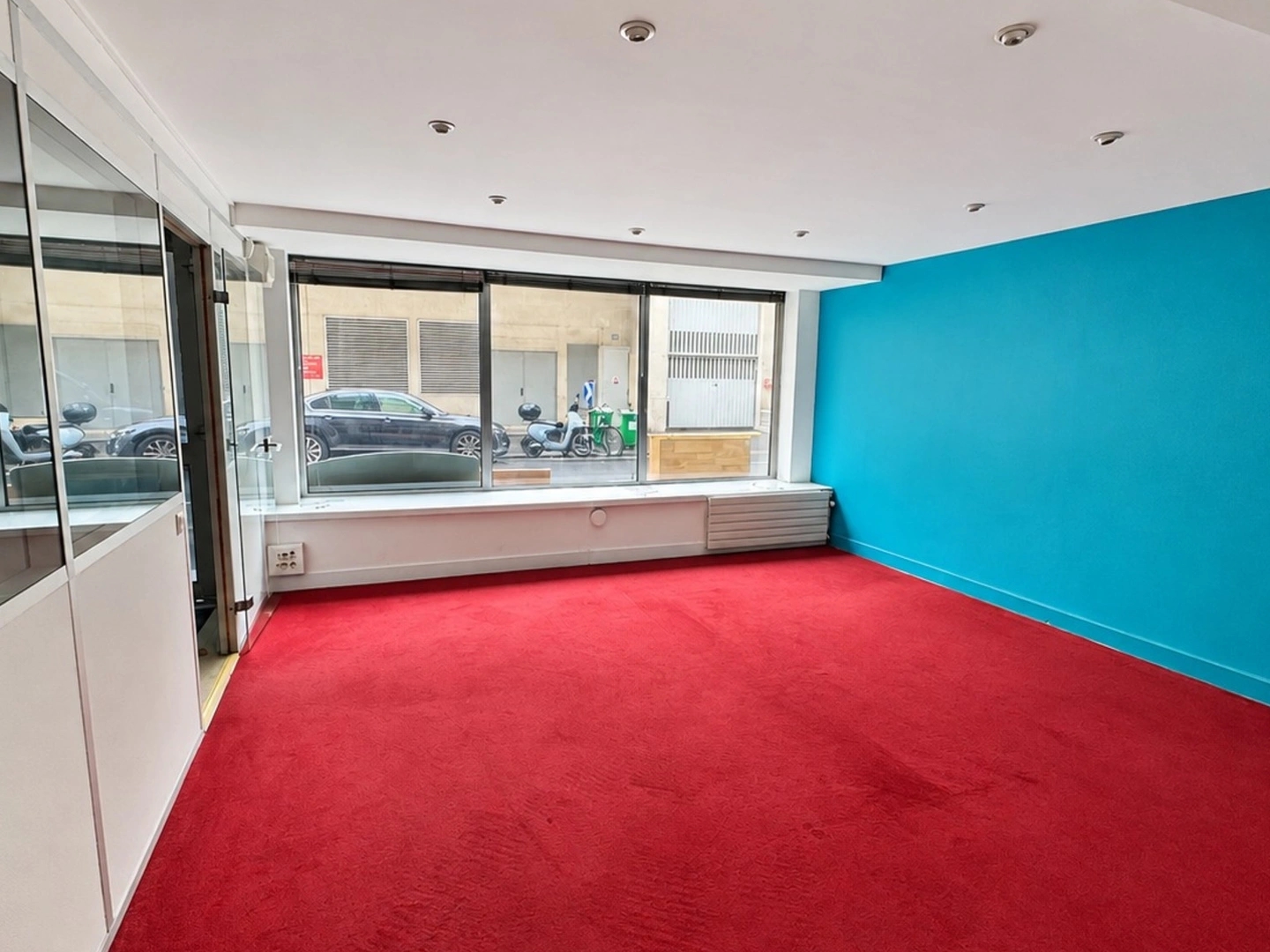 Magasin à vendre - 9 pièces - 237m2 - Paris 15e (75015)