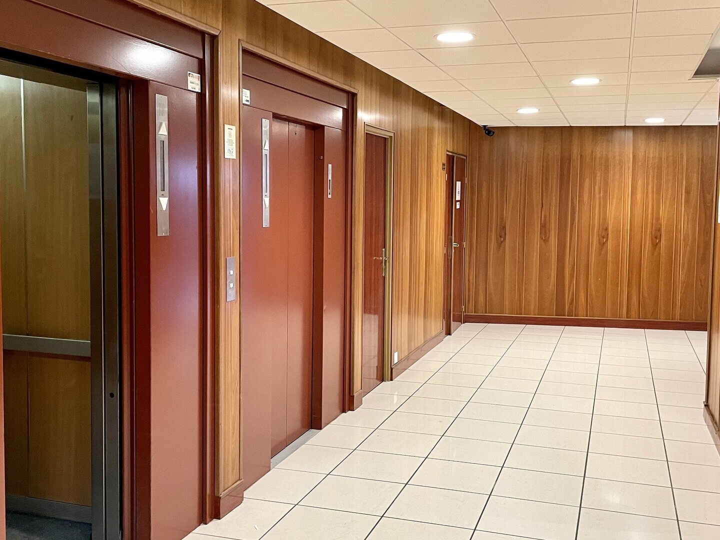 Bureaux à vendre - 307m2 - Caen (14000)