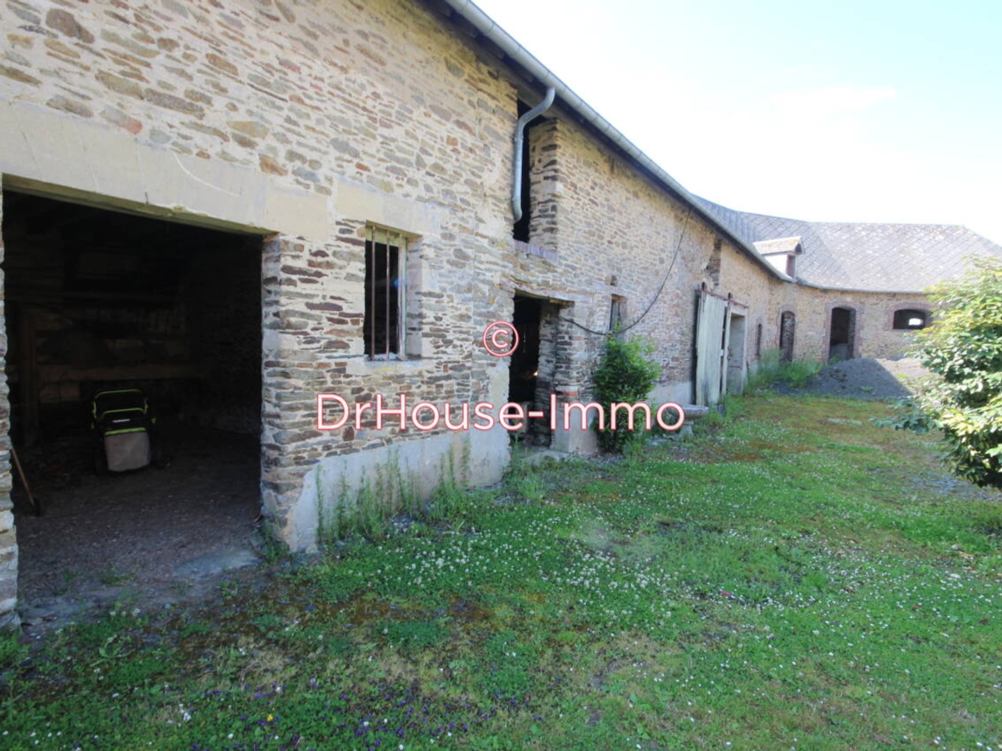 Maison à vendre - 7 pièces - 190m2 - Planquery (14490)