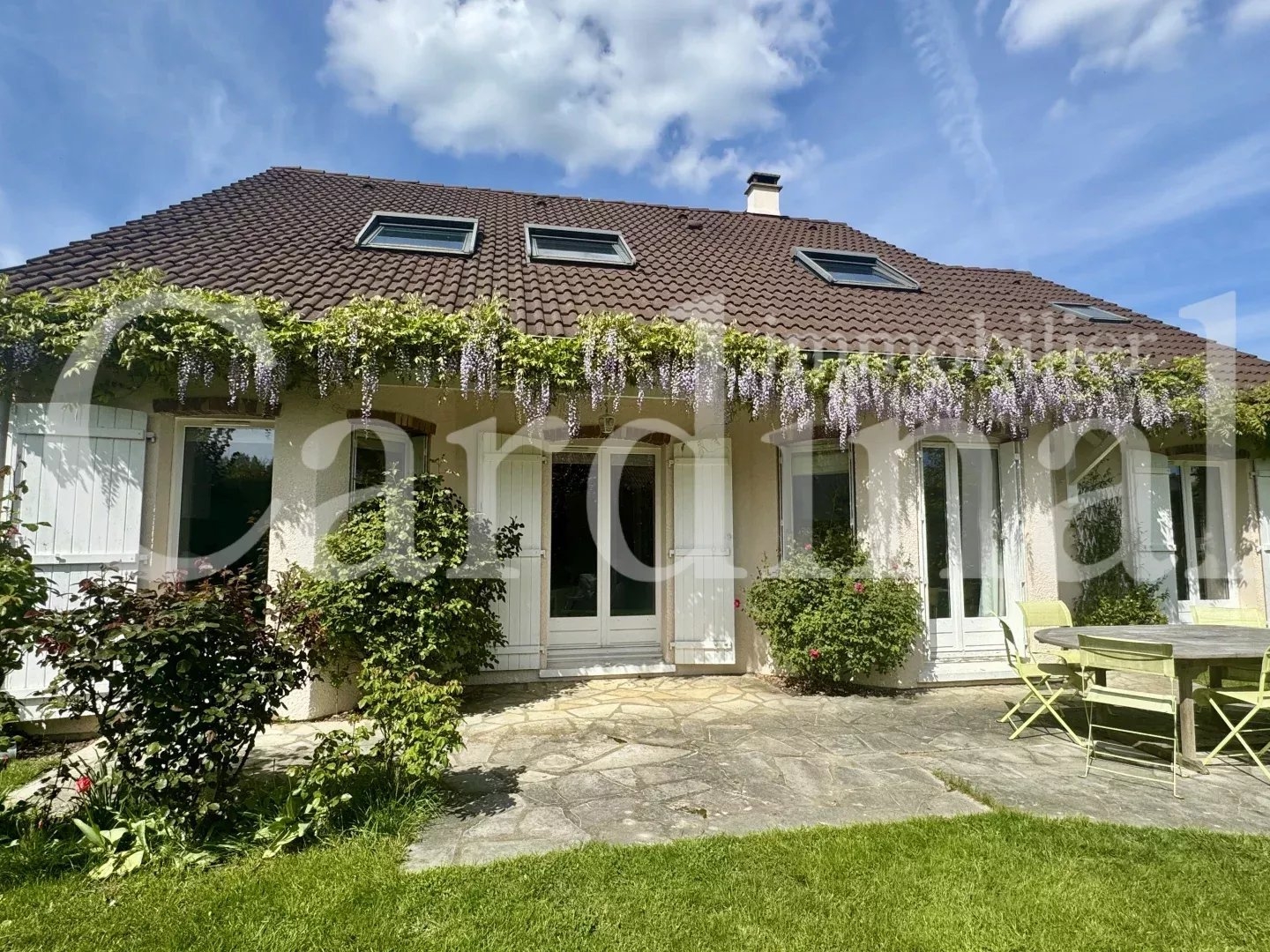 Maison à vendre - 8 pièces - 610m2 - Noisy-Le-Roi (78590)