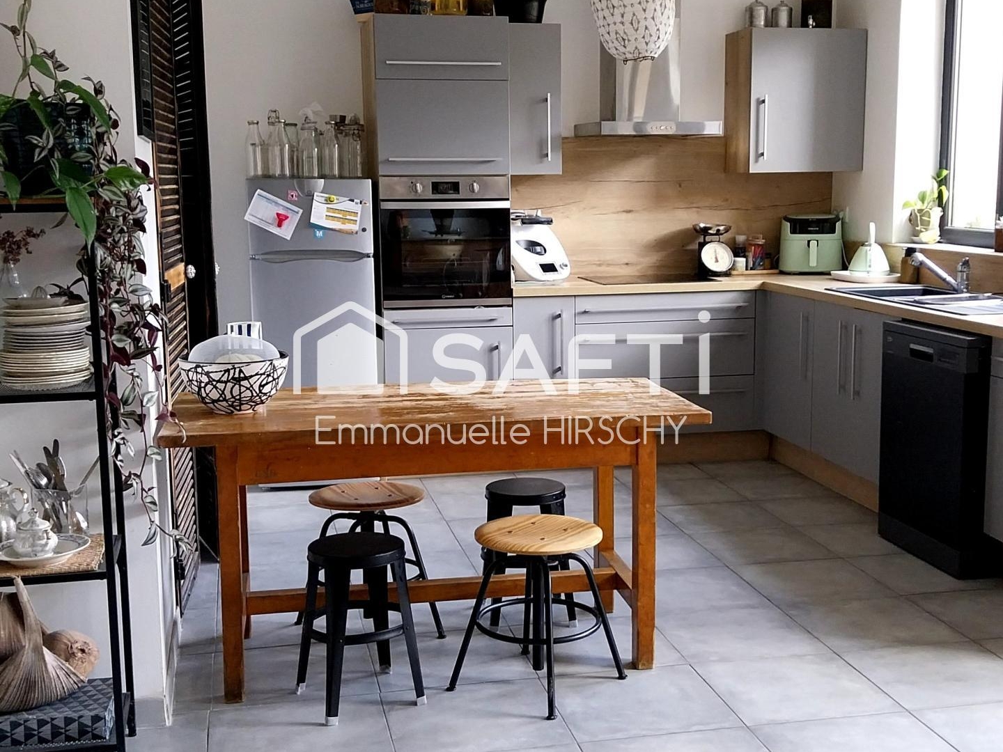 Maison à vendre - 6 pièces - 206m2 - Thiaucourt-Regnié... (54470)