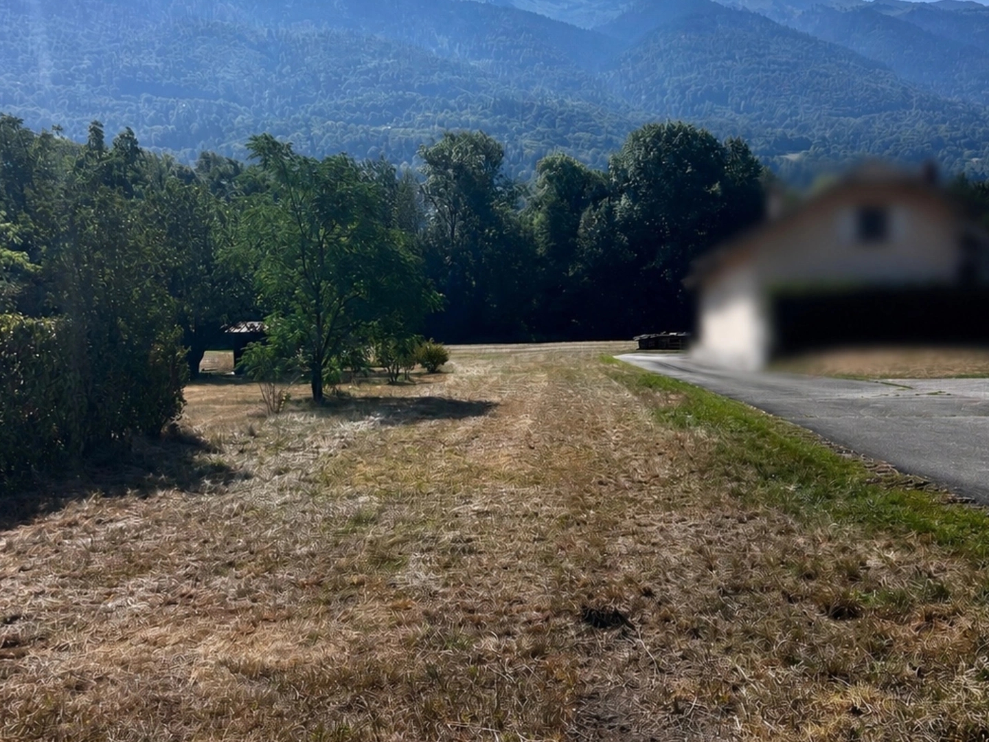 Terrain 1580 m²