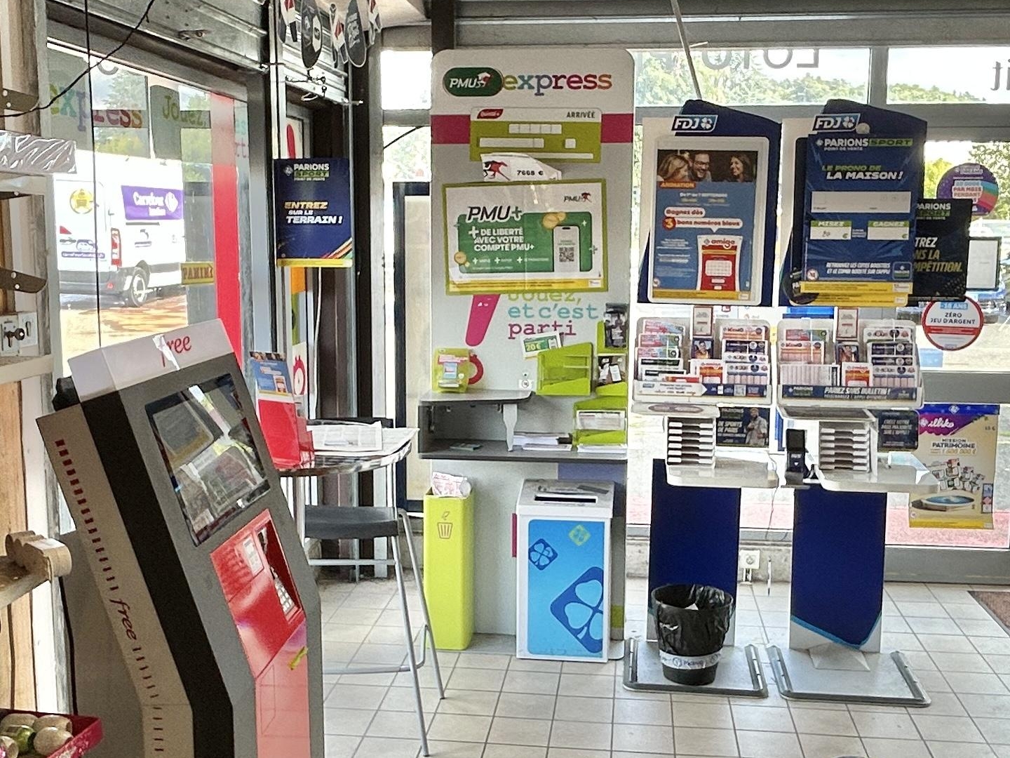 Magasin à vendre - 2 pièces - 100m2 - Unieux (42240)