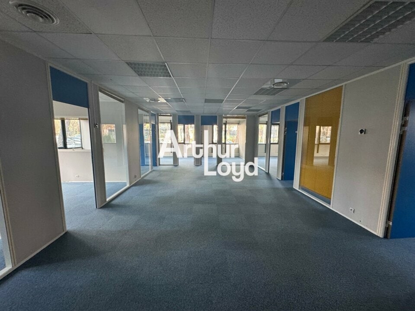BUREAUX A VENDRE