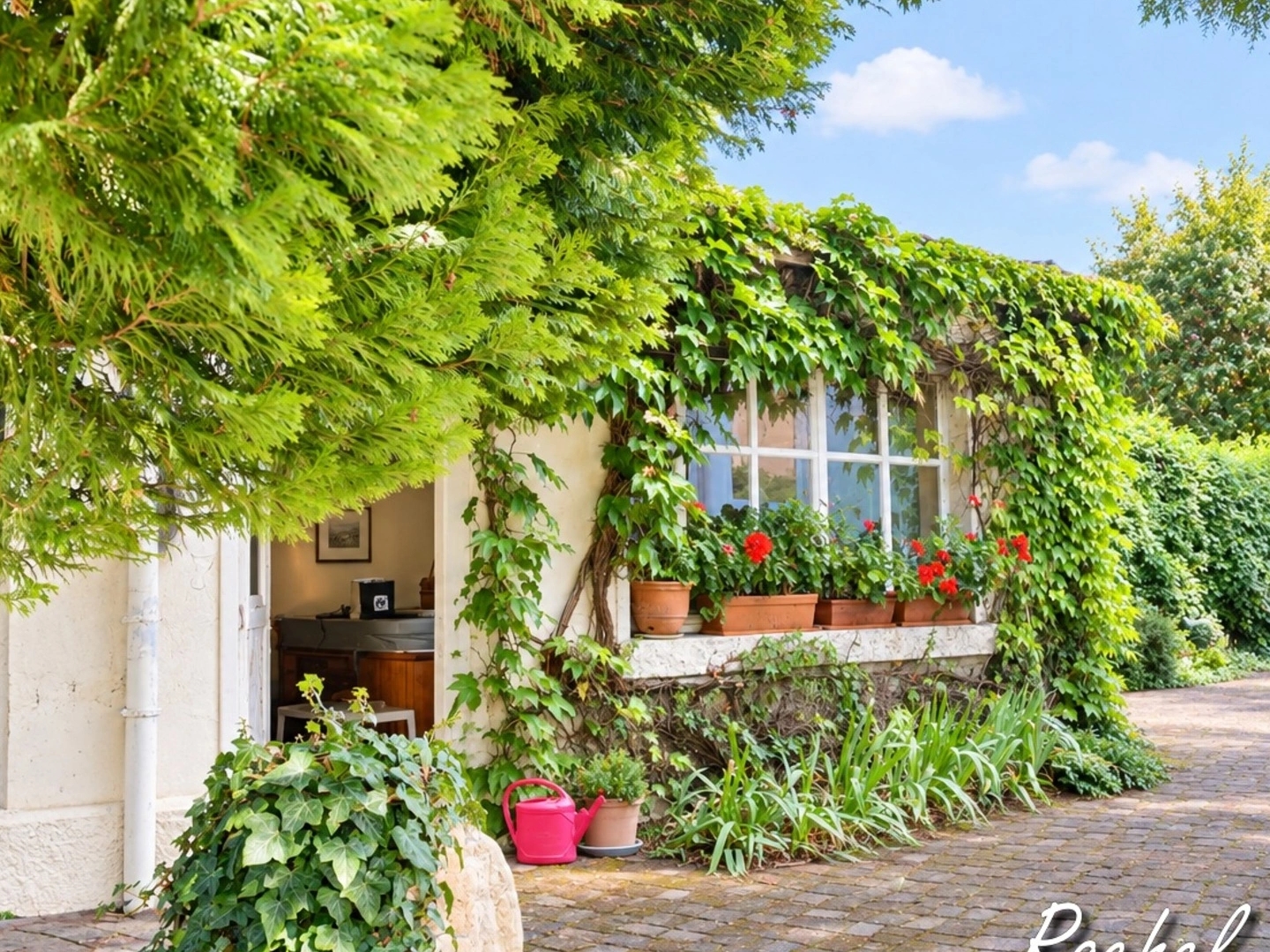 Maison à vendre - 14 pièces - 400m2 - Héricourt (70400)