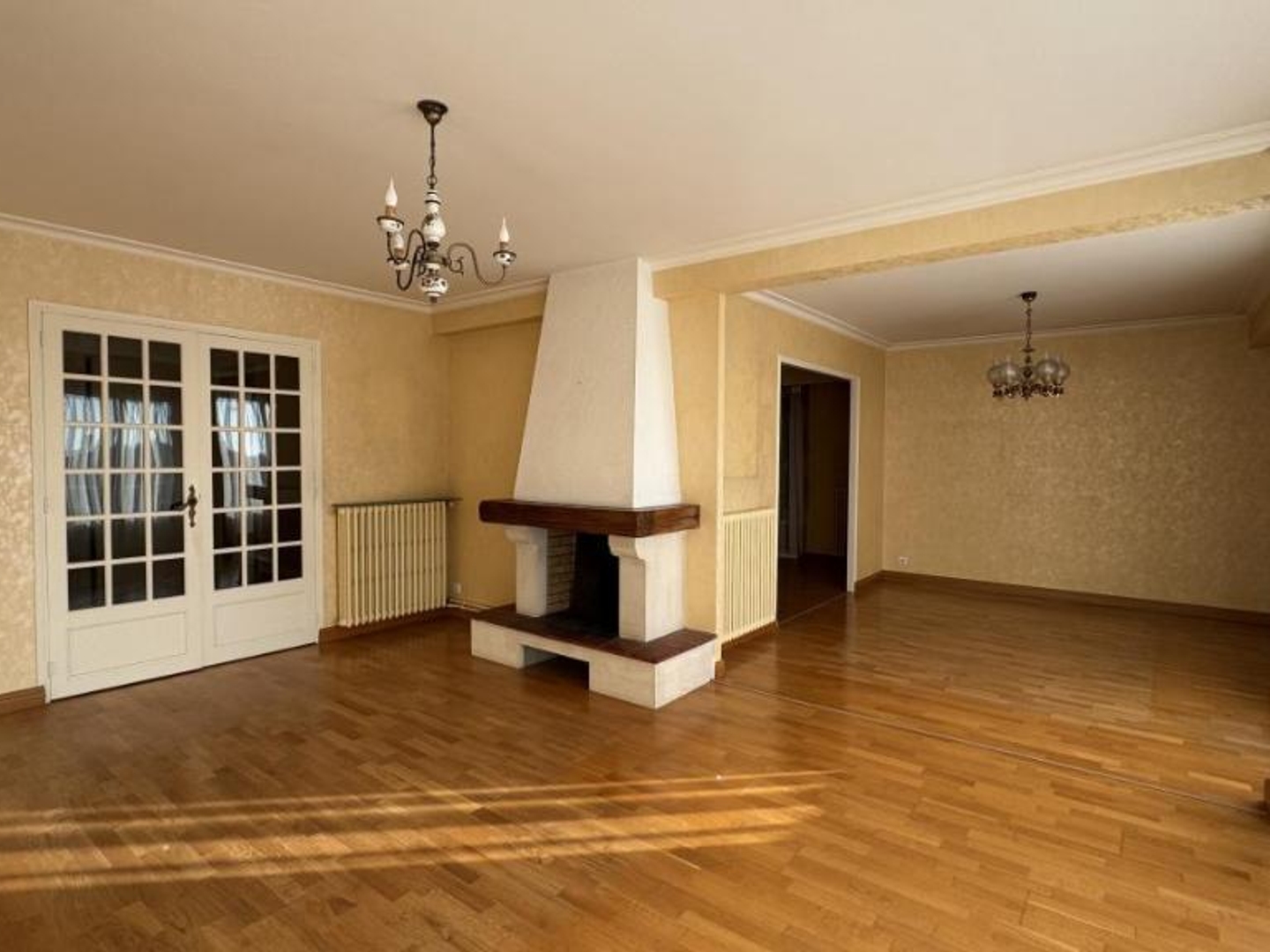 Appartement à vendre - 4 pièces - 105m2 - La Roche-Sur-Yon (85000)