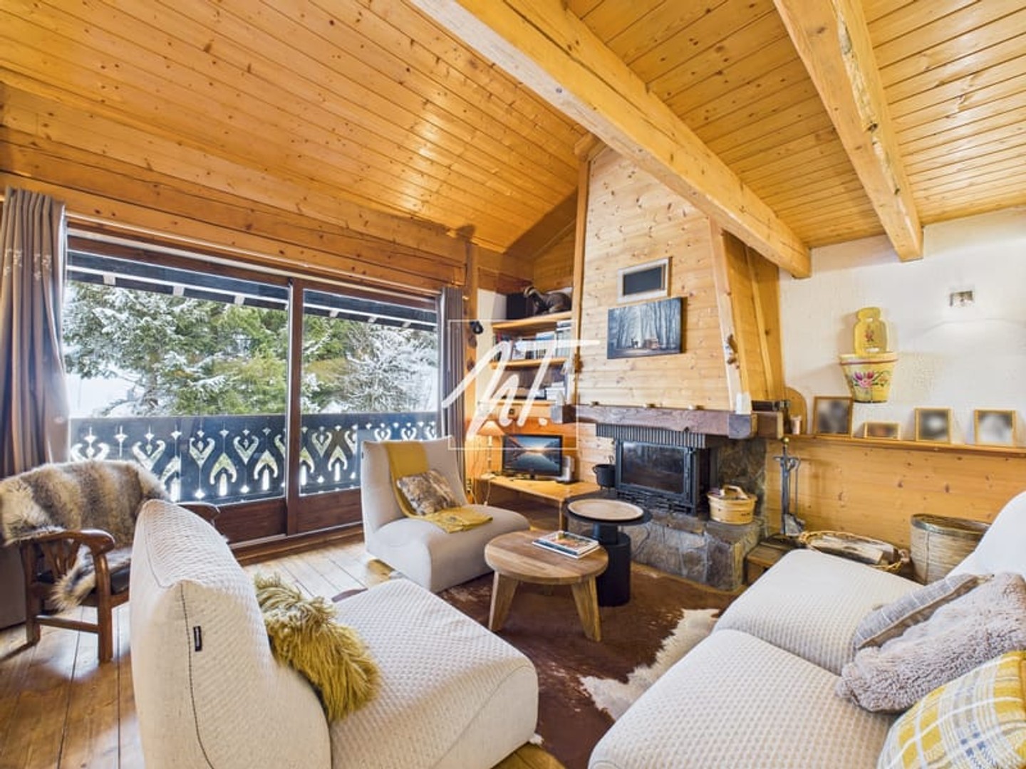 Spacieux duplex avec jardin privatif!