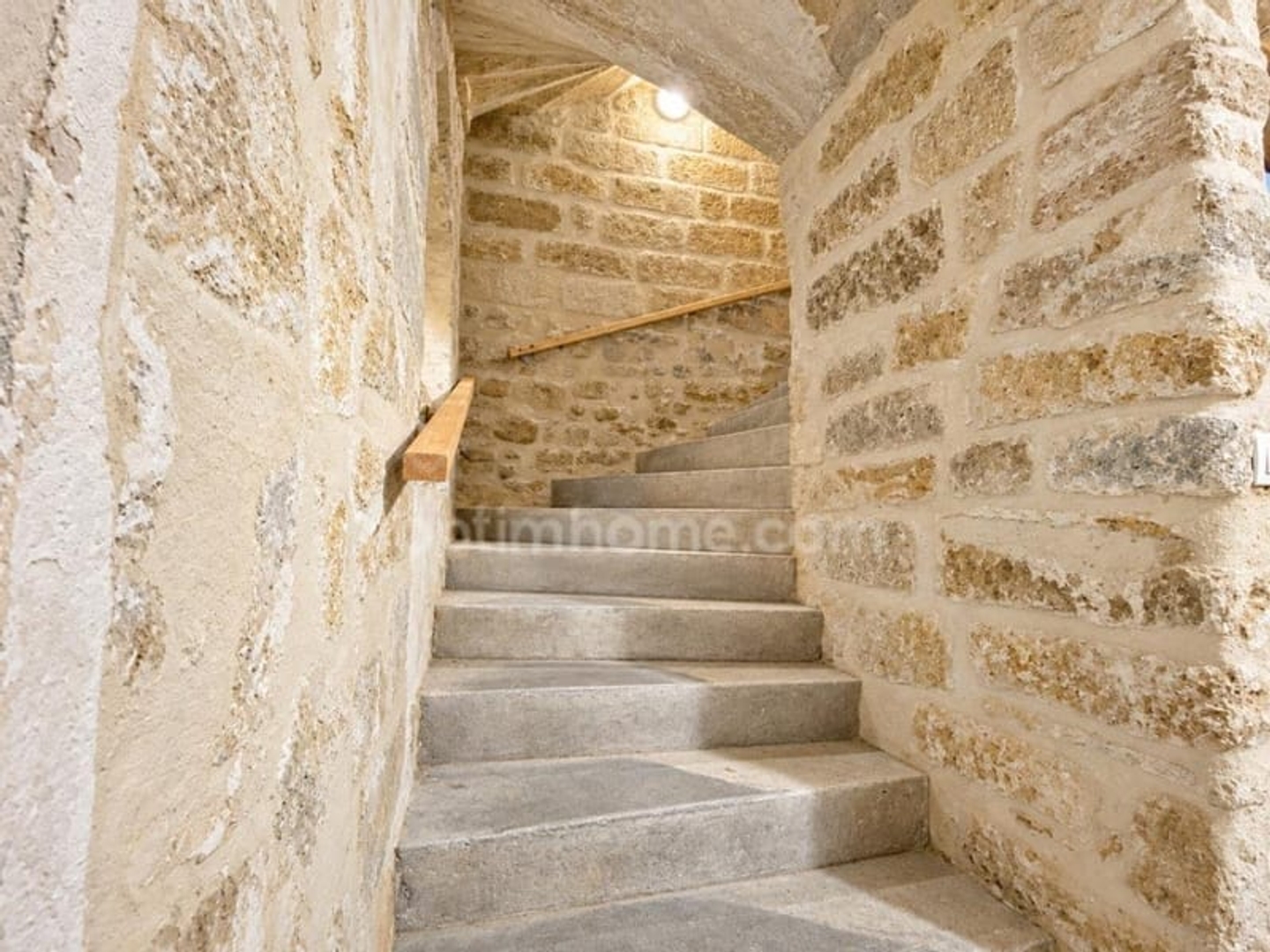 Immeuble à vendre - 217m2 - Pézenas (34120)