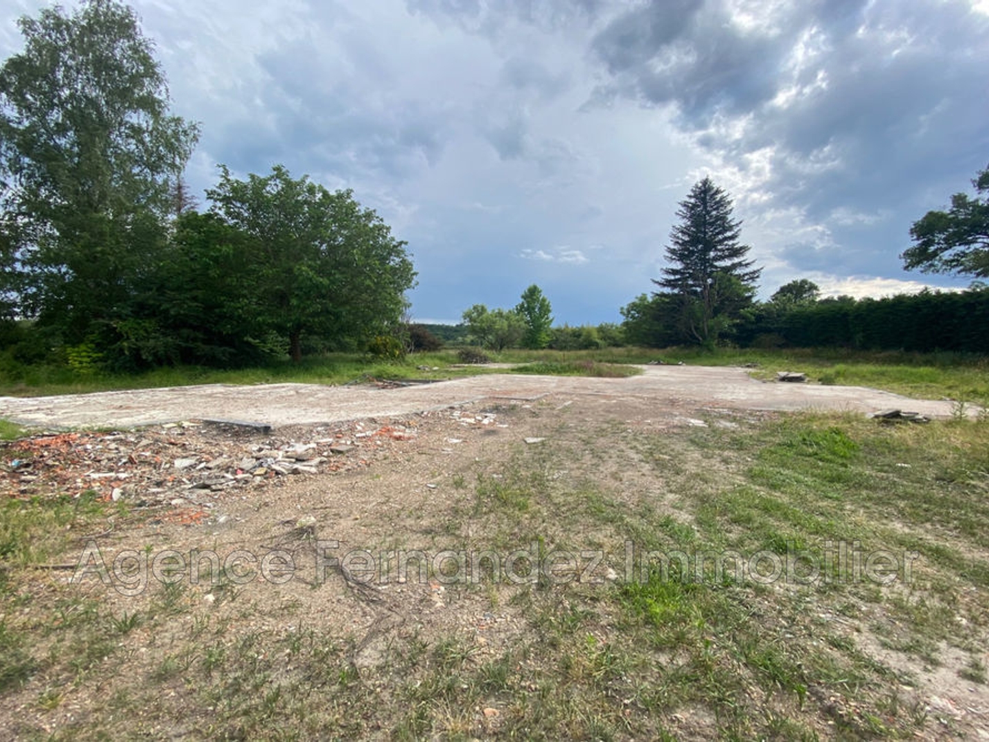 Terrain à vendre - 4917m2 - Bourg-Le-Comte (71110)