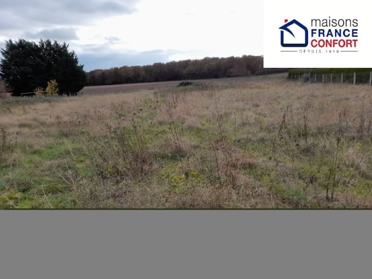 Terrain 402 m²