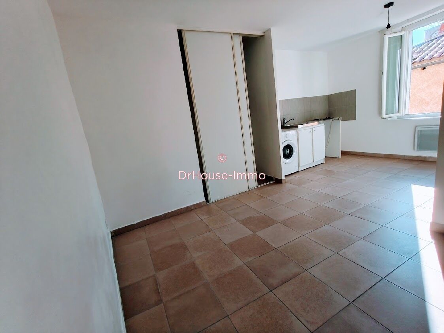 Immeuble à vendre - 4 pièces - 94m2 - Ollioules (83190)