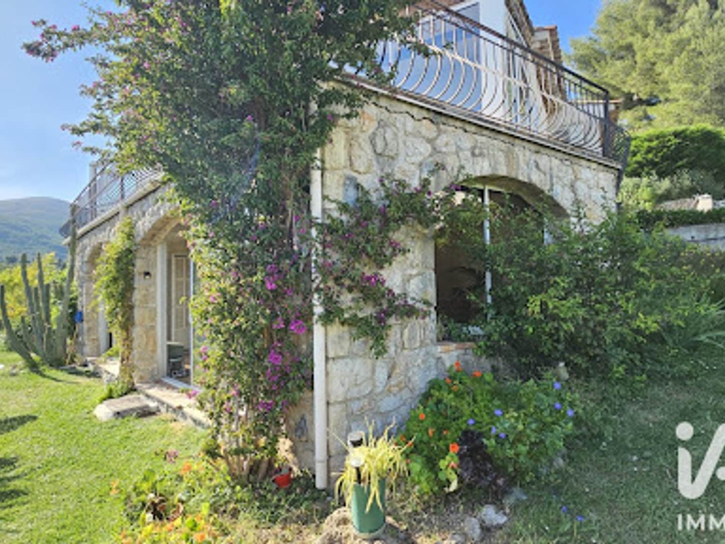 Maison à vendre - 6 pièces - 129m2 - Vence (06140)