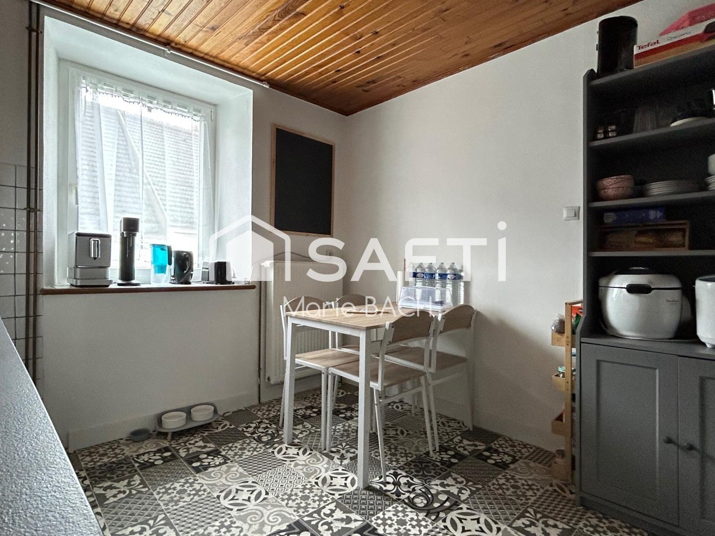 Immeuble à vendre - 262m2 - Hirschland (67320)