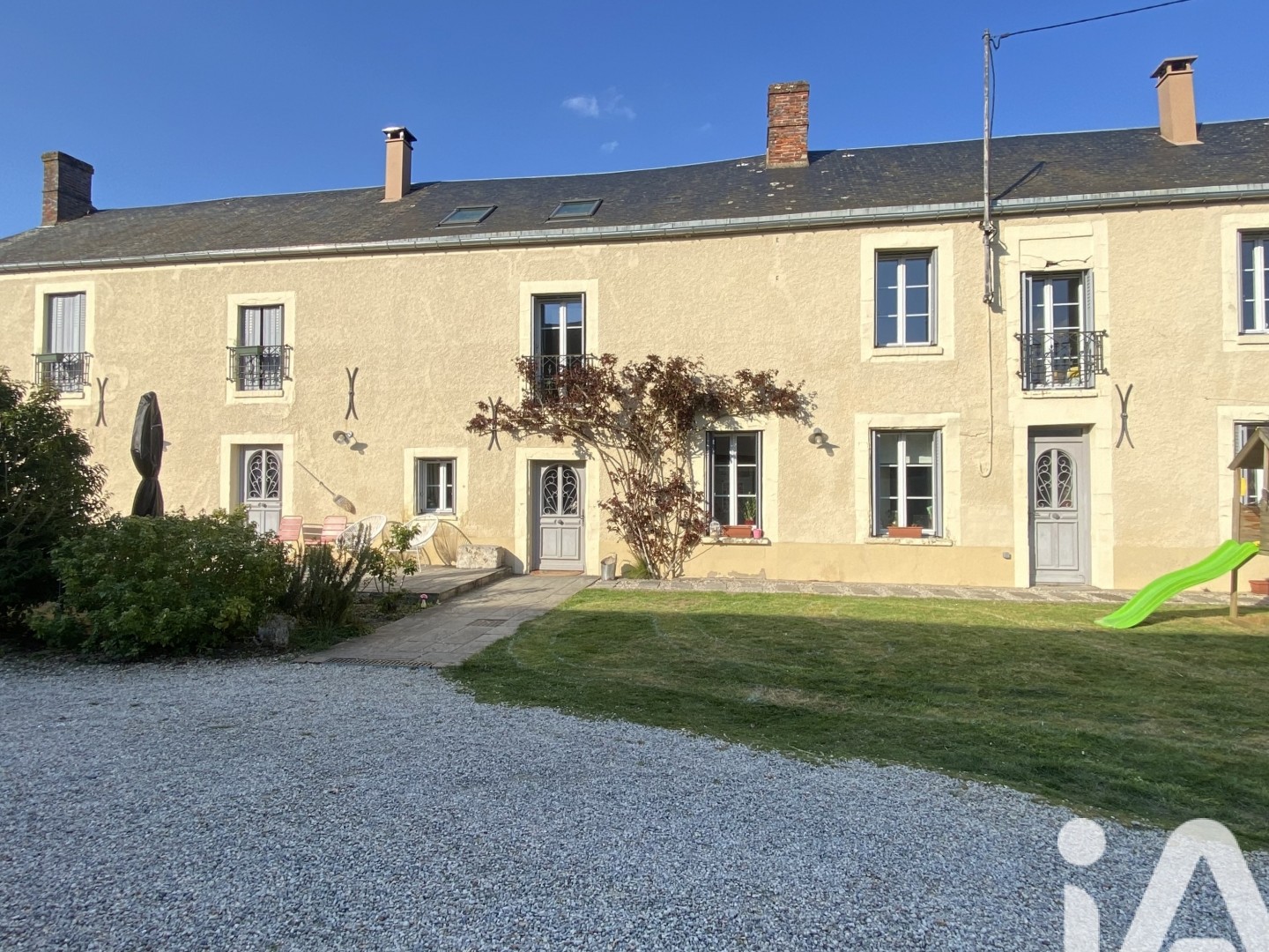 Maison 8 pièces 207 m²