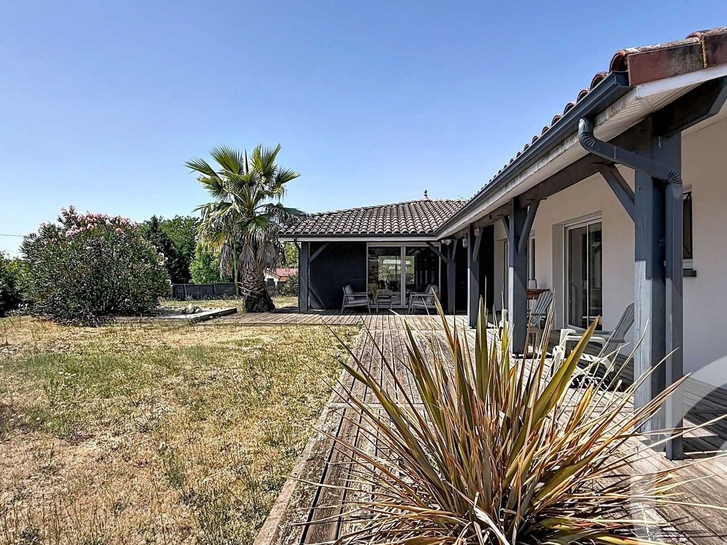 Maison à vendre - 8 pièces - 234m2 - Montpon-Ménestérol (24700)