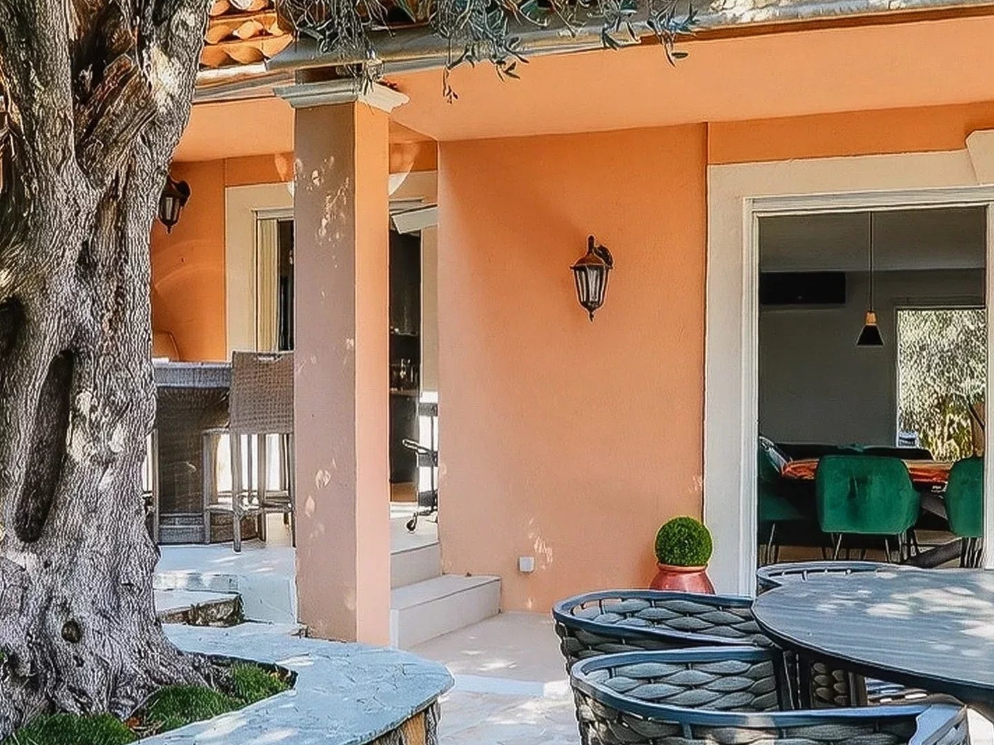 Maison à vendre - 5 pièces - 232m2 - Le Cannet (06110)