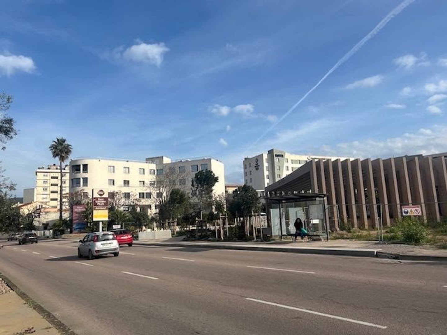 Locaux à vendre - 7 pièces - 142m2 - Ajaccio (20090)