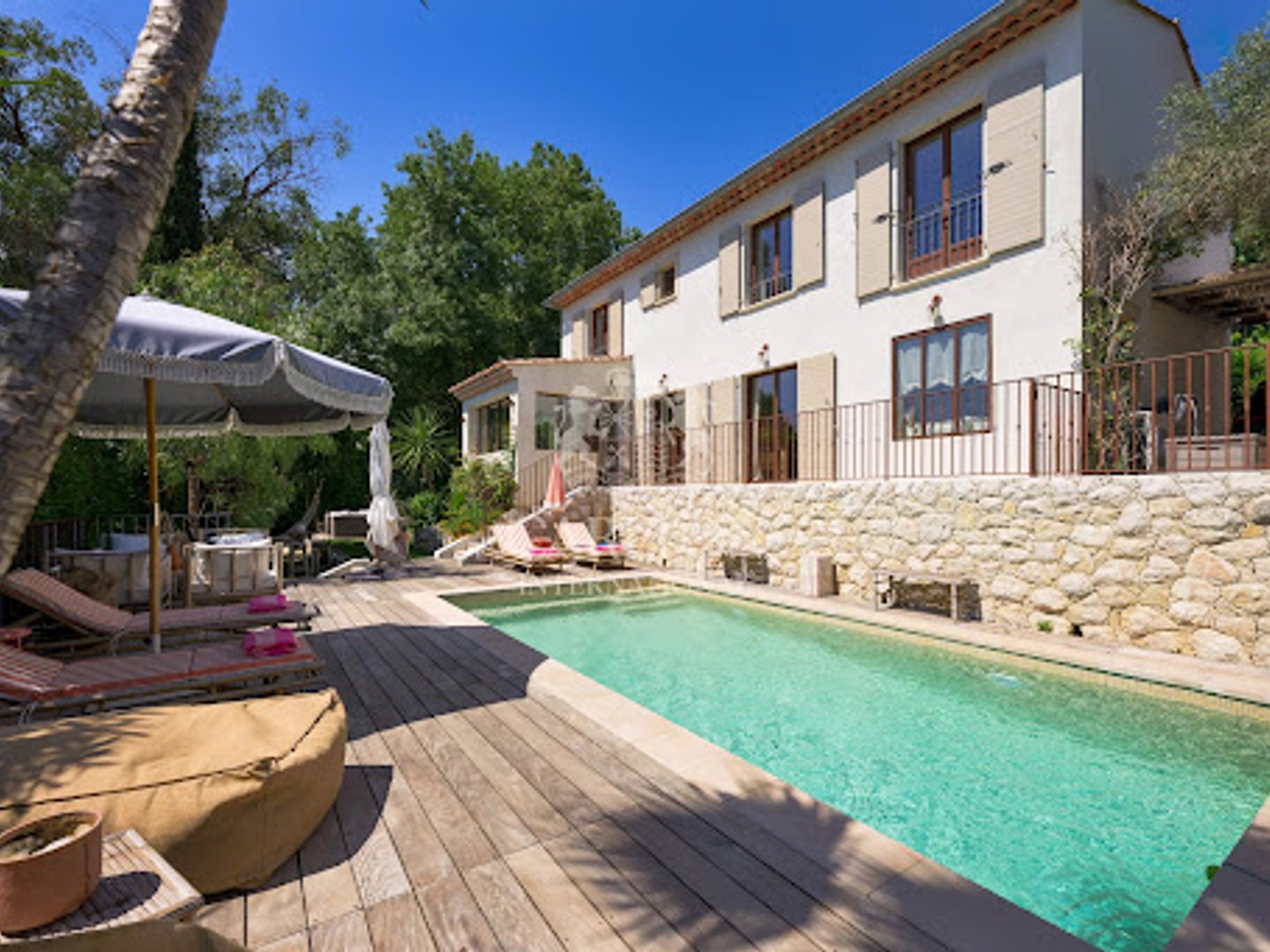 Maison à vendre - 5 pièces - 164m2 - Saint-Paul-De-Vence (06570)