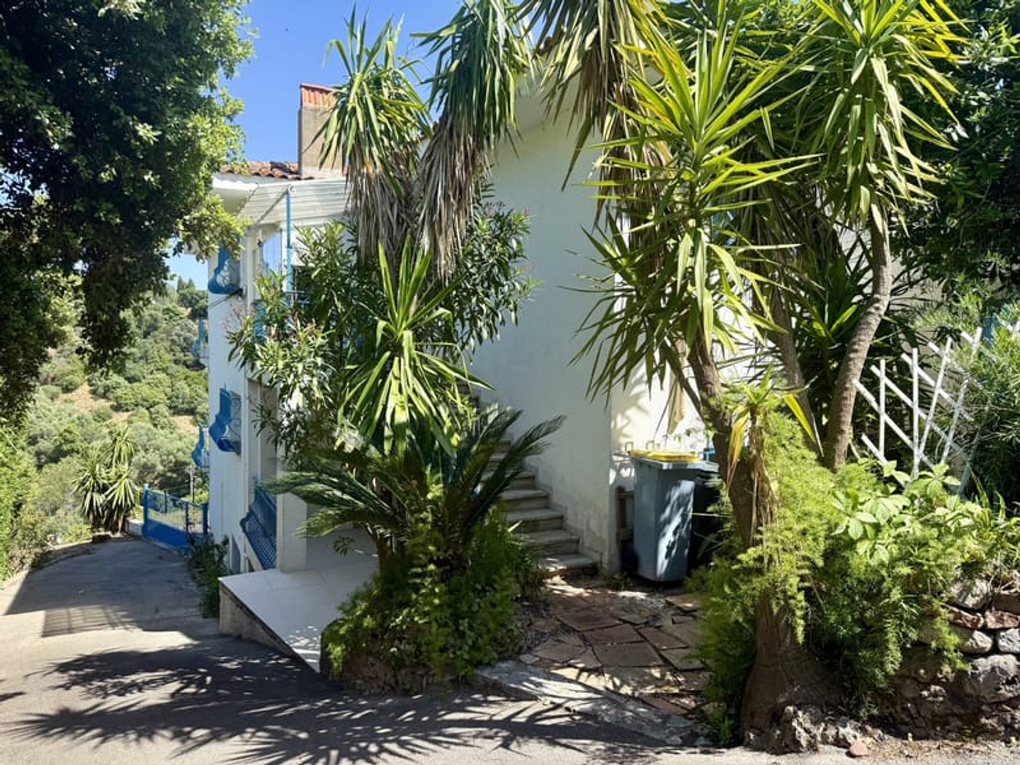Appartement à vendre - 5 pièces - 127m2 - Saint-Raphaël (83530)