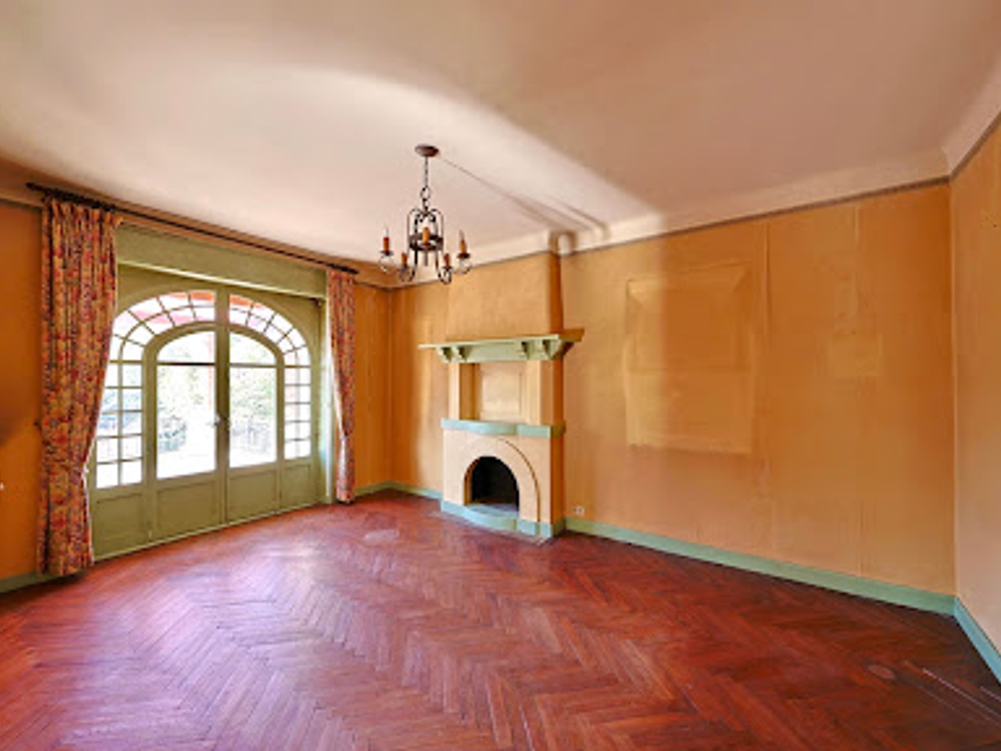 Villa 10 pièces 310 m²