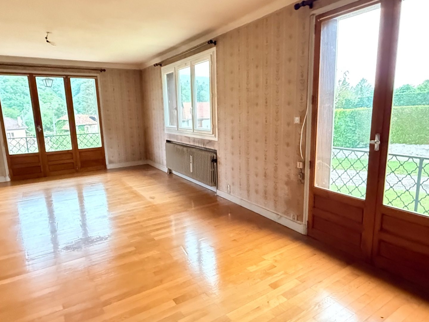 Maison à vendre - 4 pièces - 98m2 - Saint-Geoire-En-V... (38620)