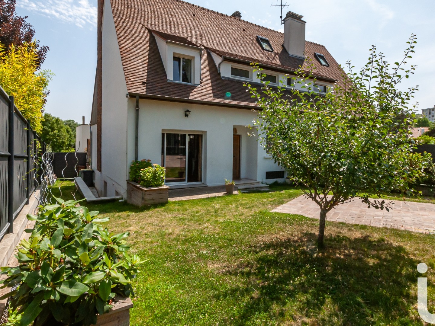Maison 7 pièces 150 m²